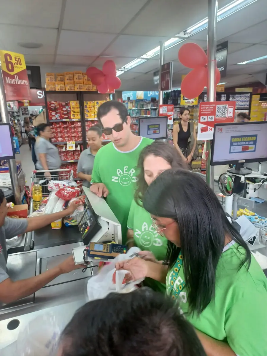 Participantes em atividade prática